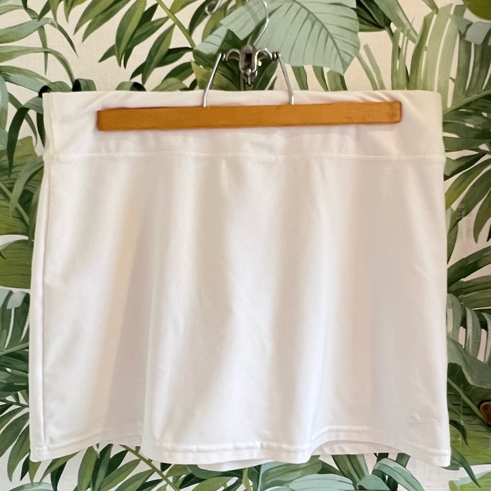 Nike White Women's Skort